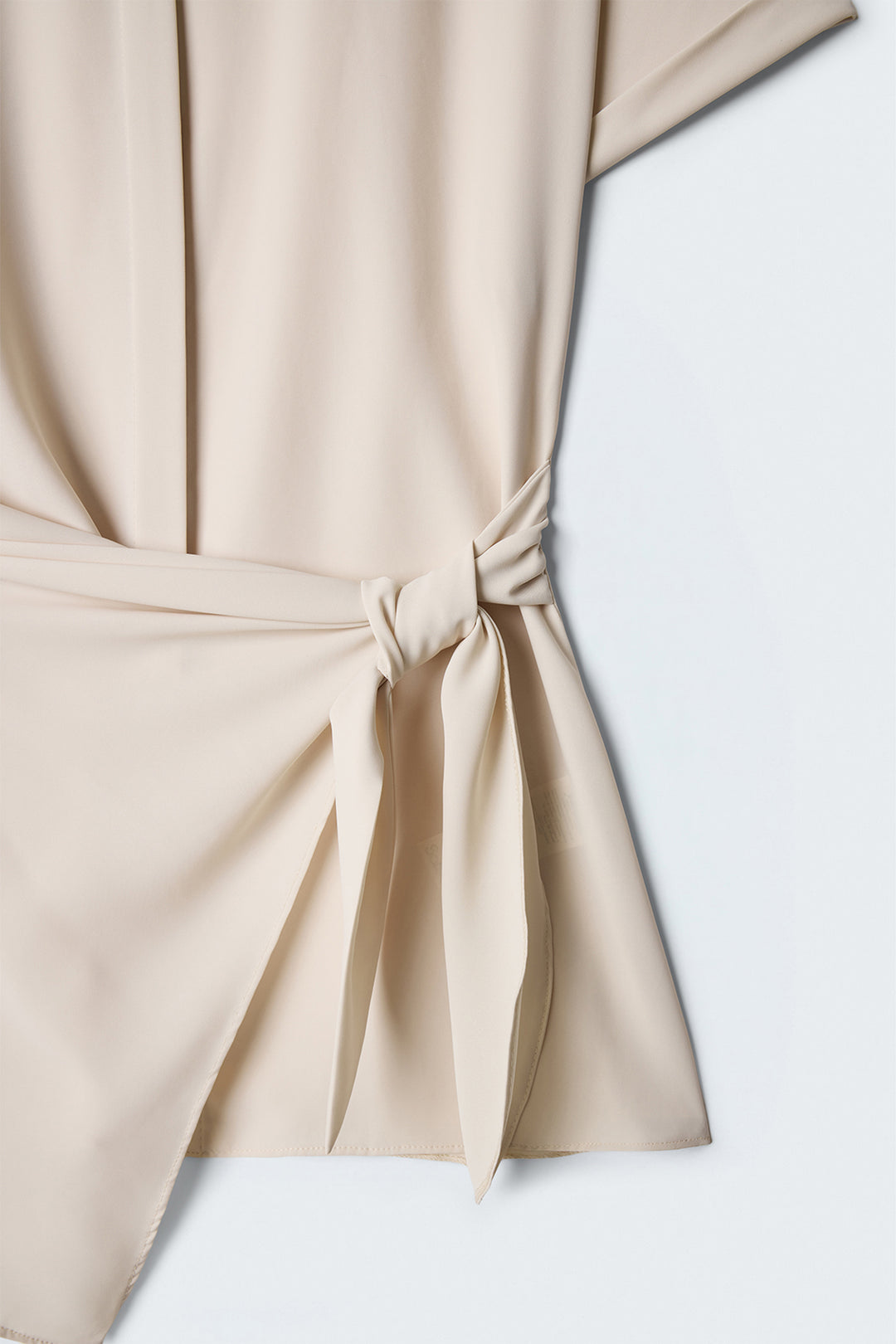 Sateen Chemise avec détail de nouage - Beige