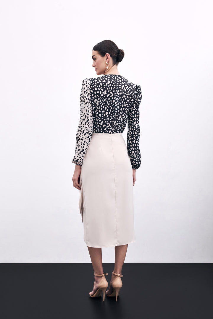 Sateen Jupe Croisée avec Détails à Nouer - Beige