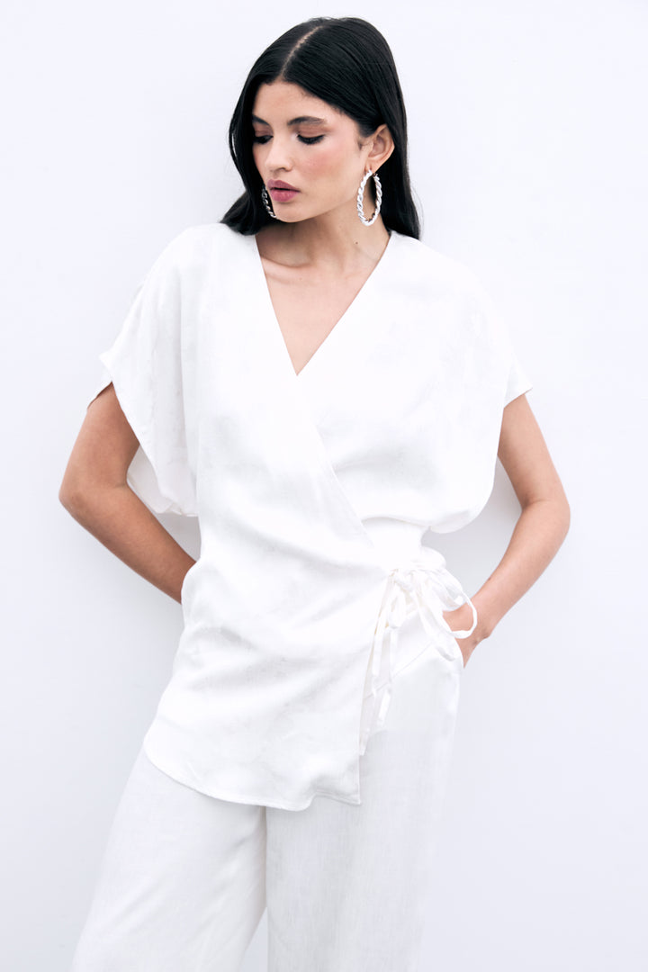Sateen Blouse en satin jacquard à nouer - Écru