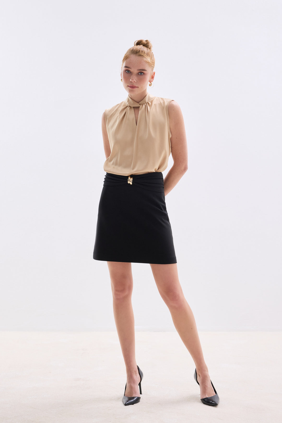 Sateen Jupe Mini avec Accessoire de Taille - Noir