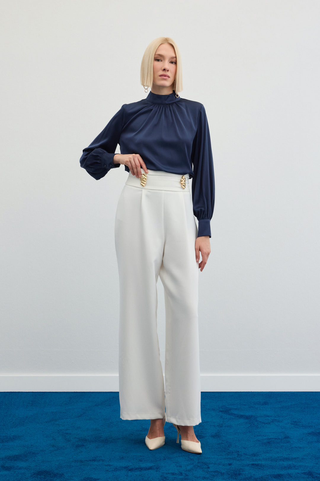 Sateen Pantalon avec accessoire de taille - Écru