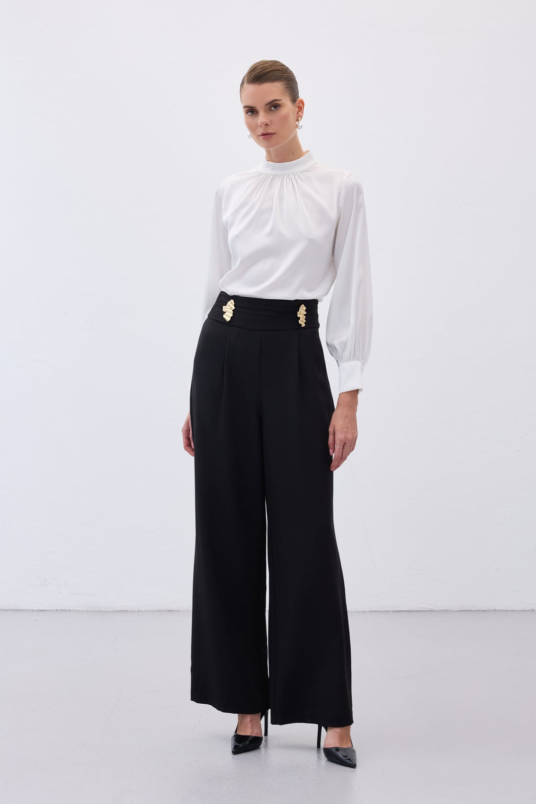 Sateen Pantalon avec accessoire de taille - Noir