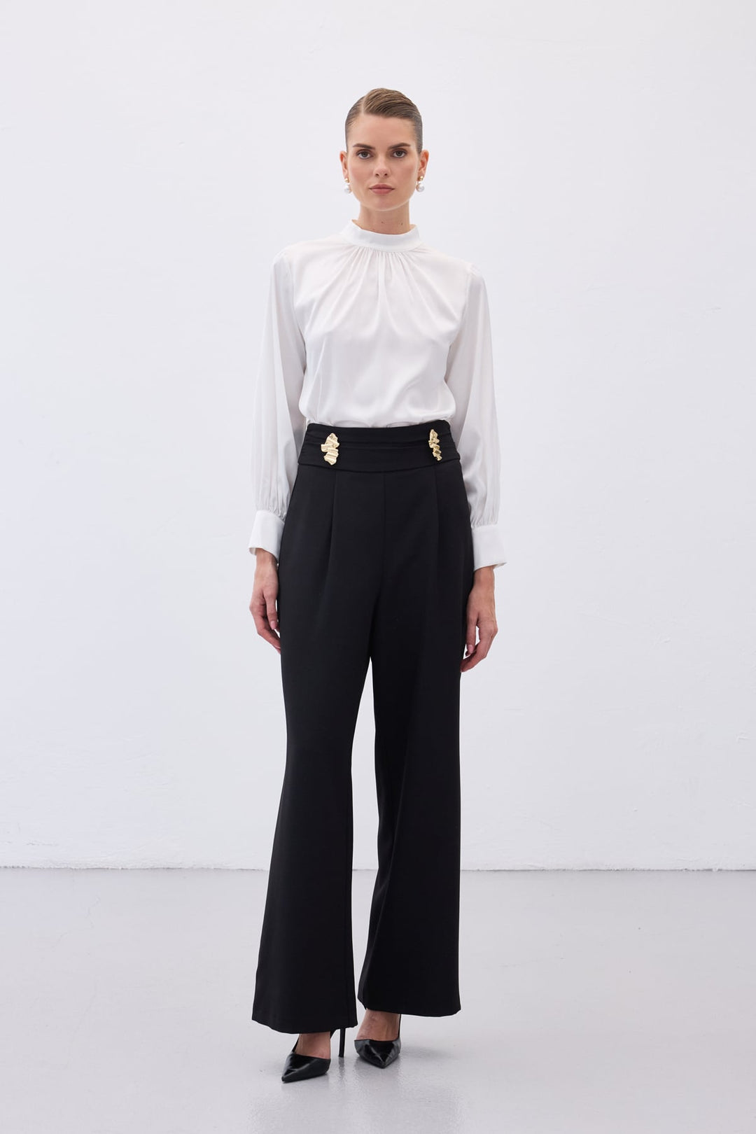 Sateen Pantalon avec accessoire de taille - Noir