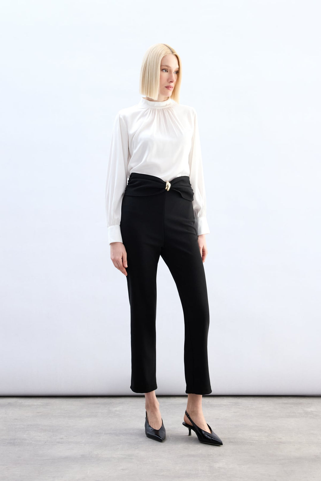 Sateen Pantalon avec Accessoire de Taille - Noir