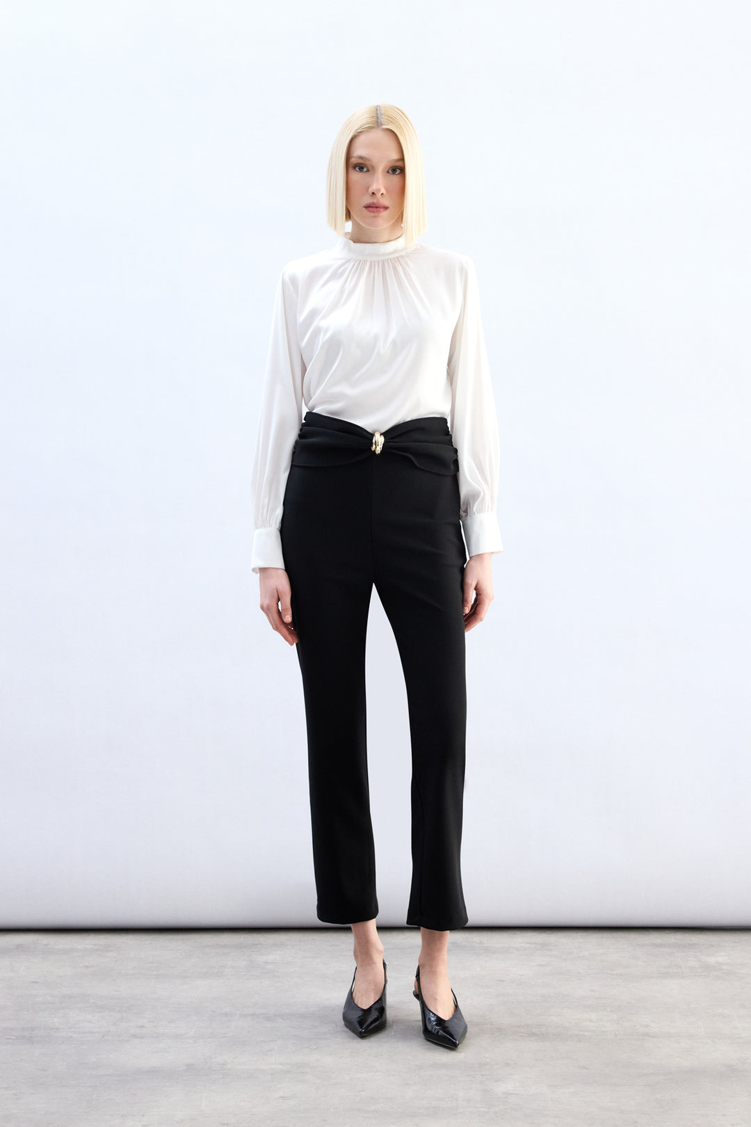 Sateen Pantalon avec Accessoire de Taille - Noir