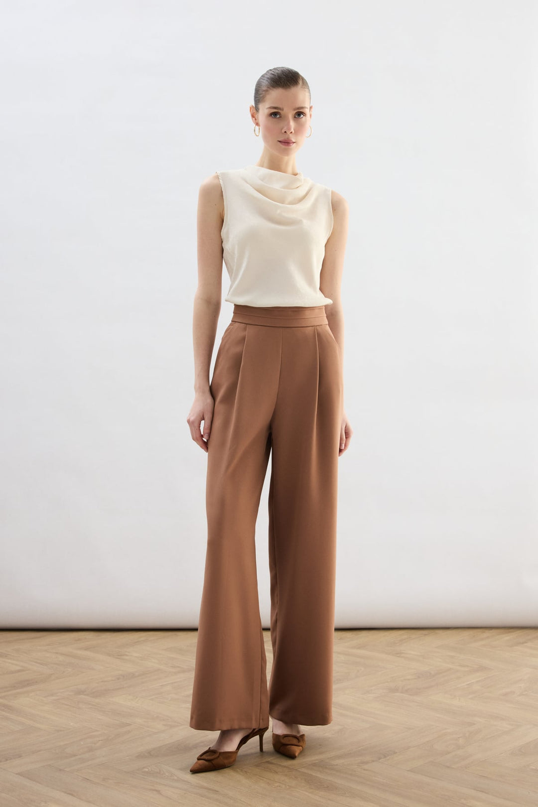 Sateen Pantalon à poches avec détail de taille - camel