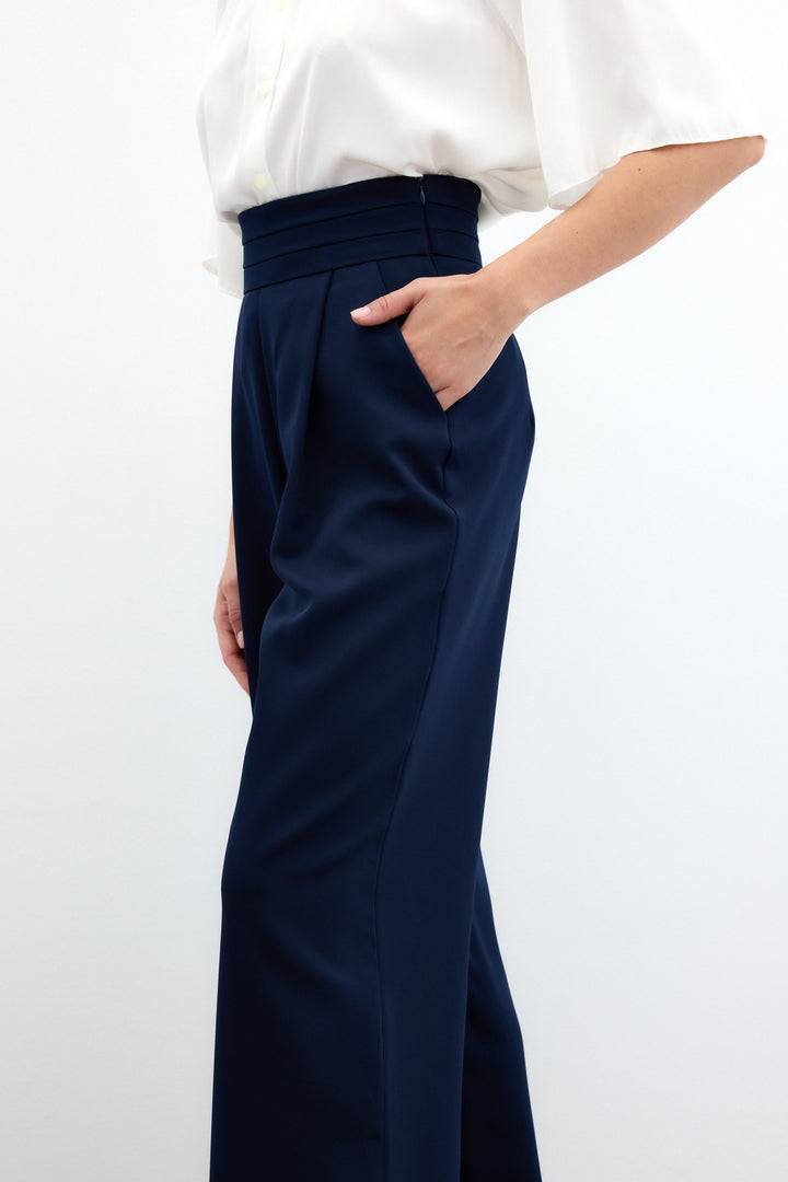 Sateen Pantalon ceinturé avec poches - Bleu marine