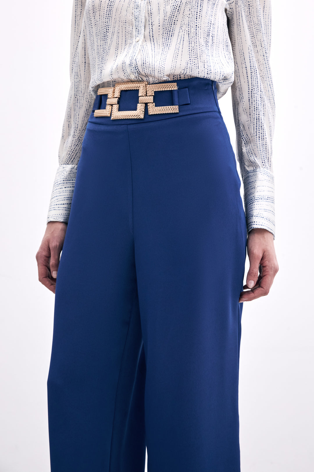 Sateen Pantalon en satin crêpe avec ceinture à la taille - Bleu marine