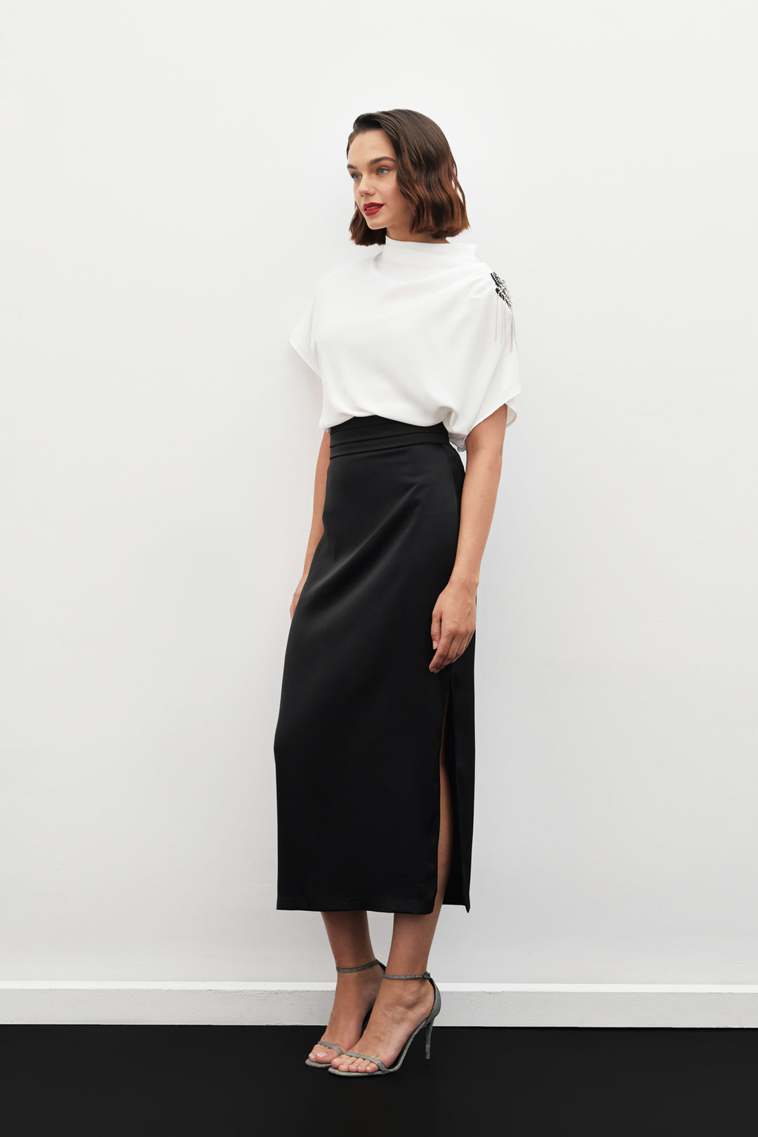 Sateen Jupe en Satin avec Détails de Pli à la Taille - Noir