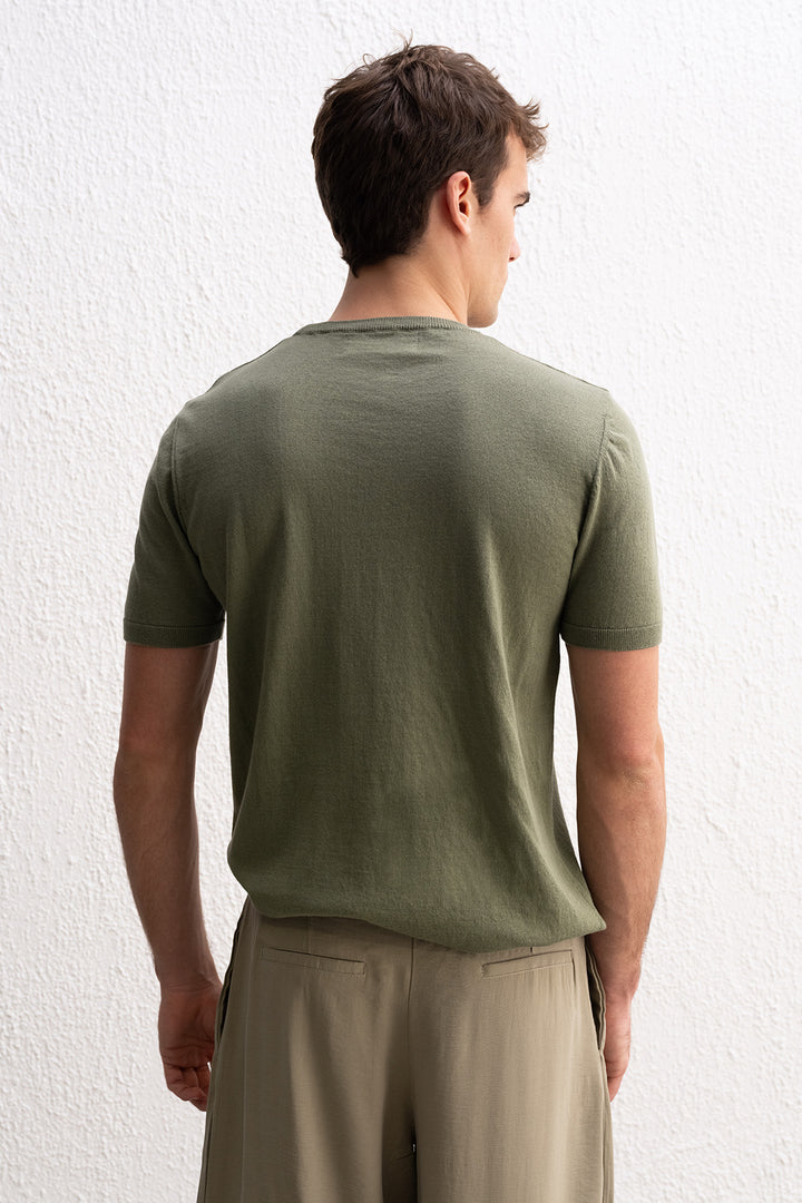 Giesto T-shirt à col rond en tricot kaki - Kaki