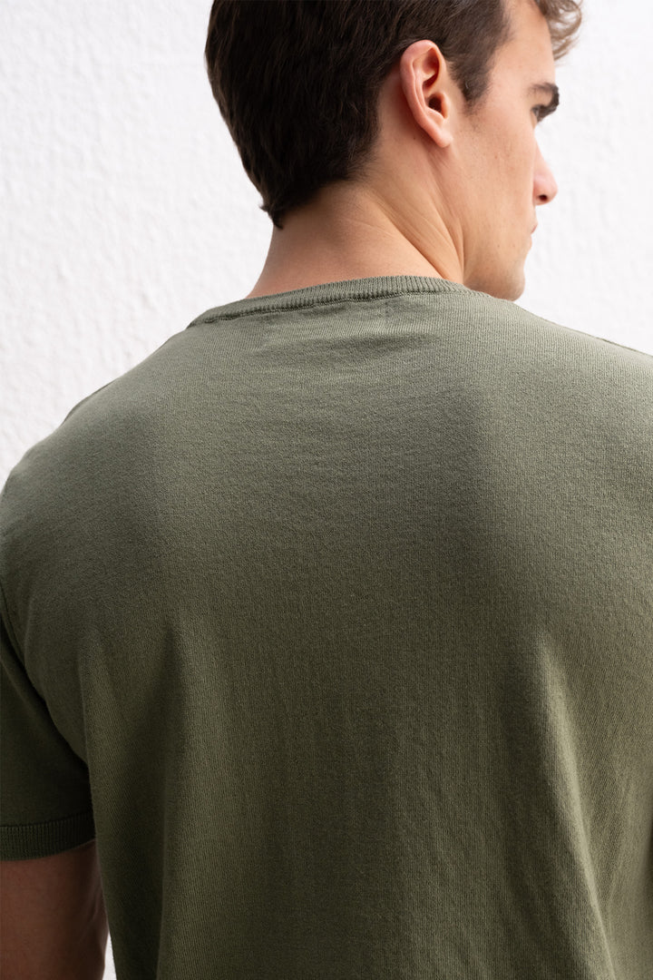 Giesto T-shirt à col rond en tricot kaki - Kaki