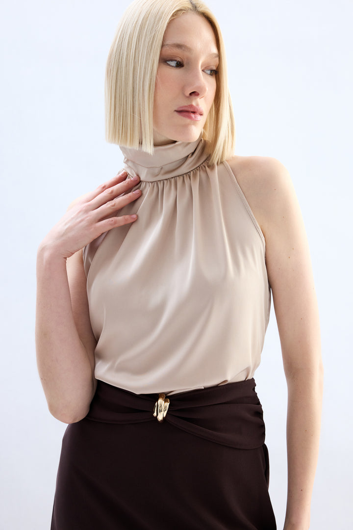 Sateen Blouse Sans Manches à Col Montant - Beige