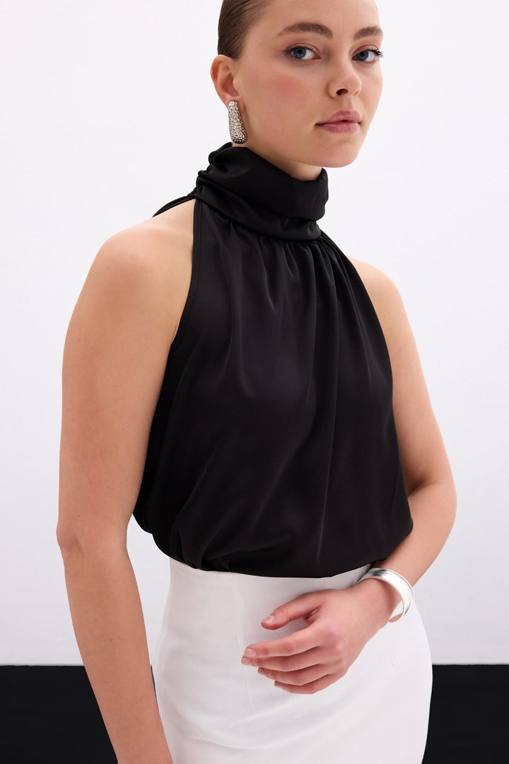 Sateen Blouse Sans Manches à Col Montant - Noir