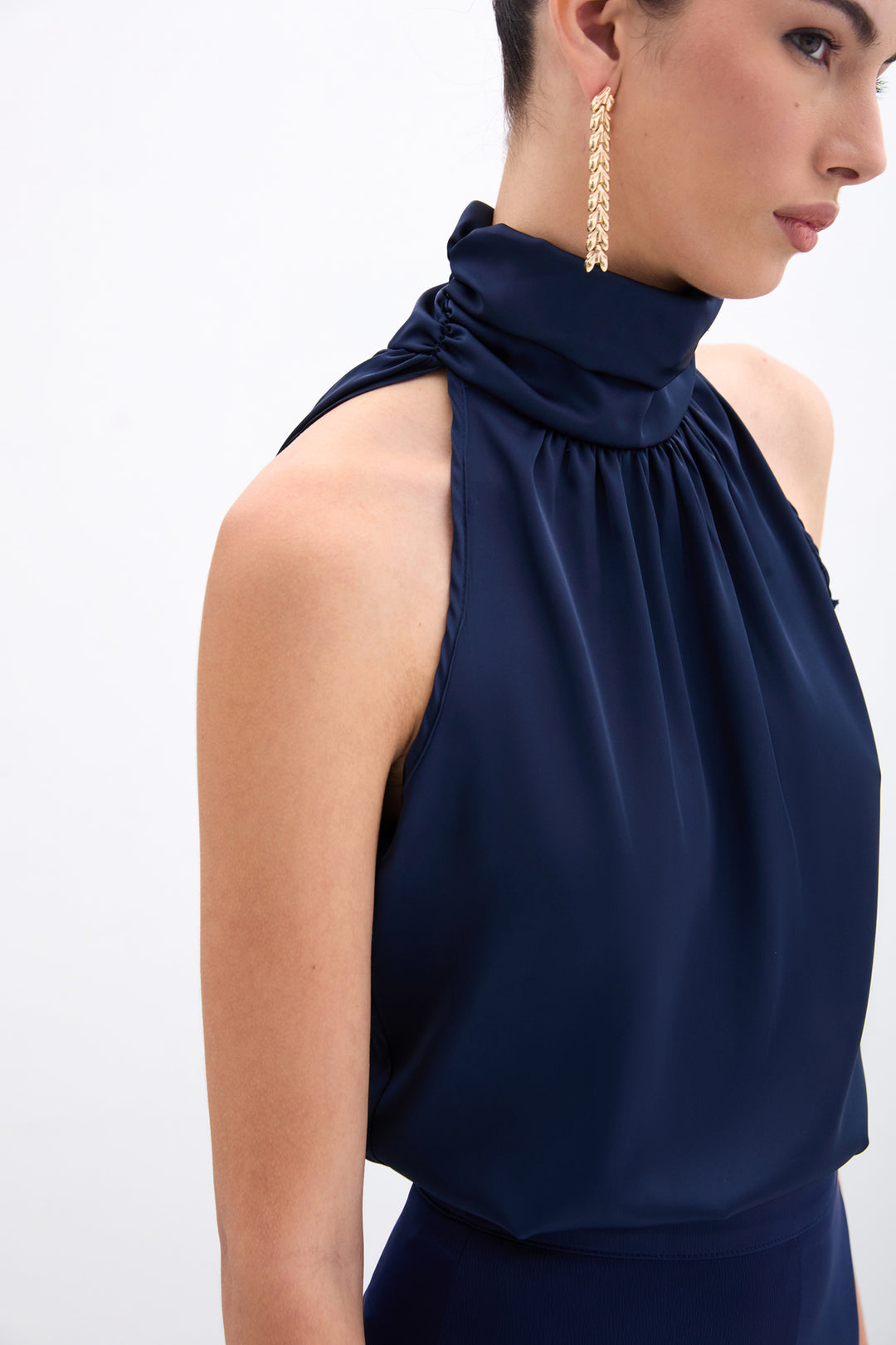 Sateen Blouse sans manches à col montant - Bleu marine