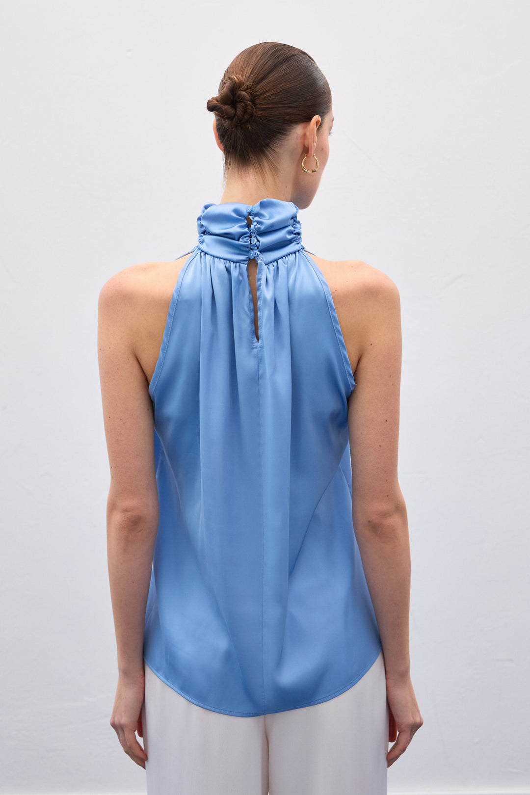 Sateen Blouse sans manches à col montant - Bleu
