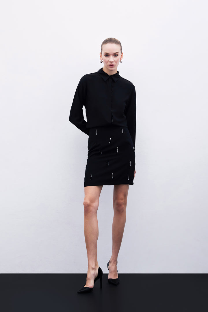 Sateen Chemise à Accessoires en Perles - Noir