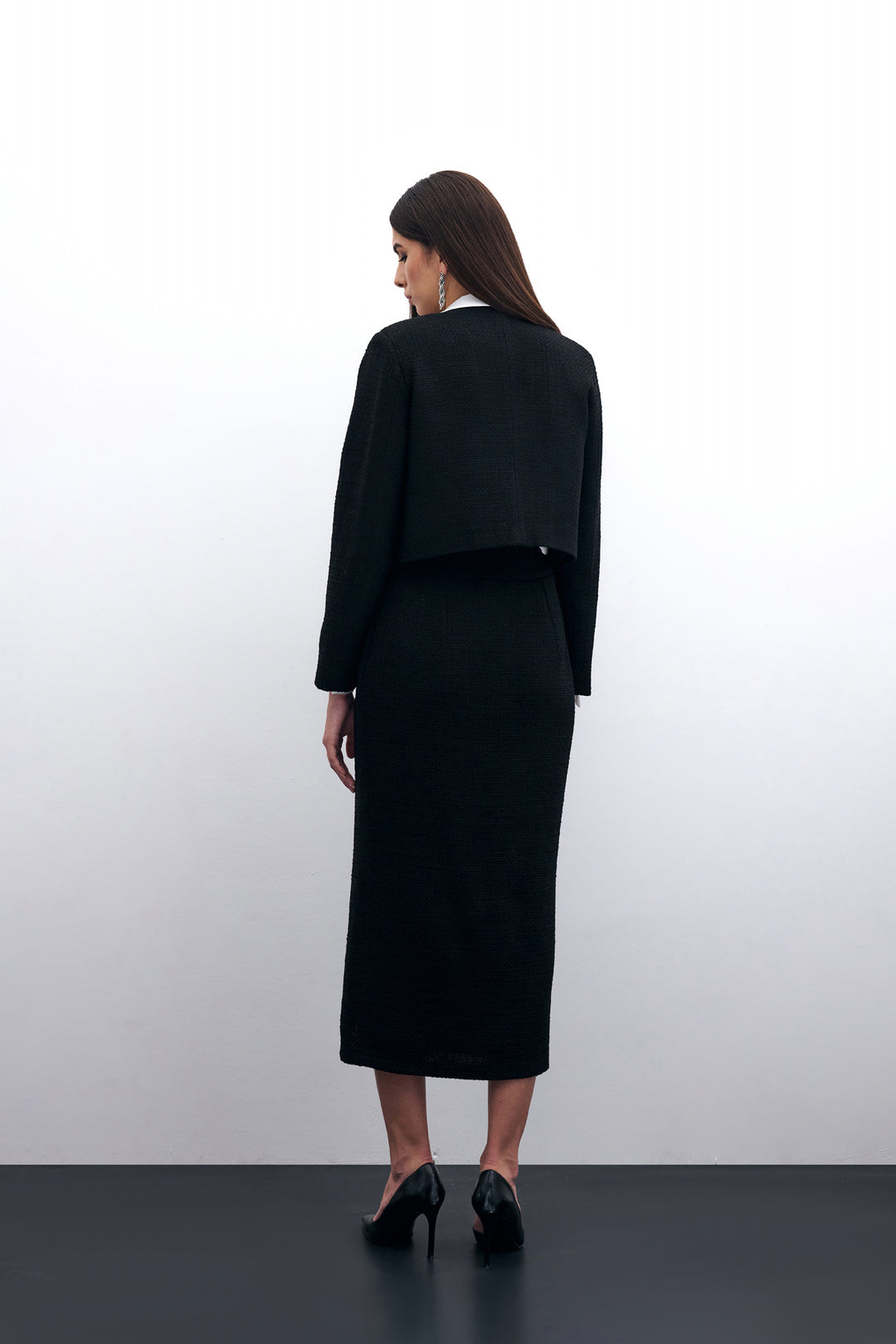 Sateen Veste courte avec accessoires en perles - Noir