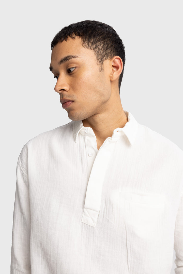 Giesto Chemise avec détails de lacets à l'apparence froissée - Blanc