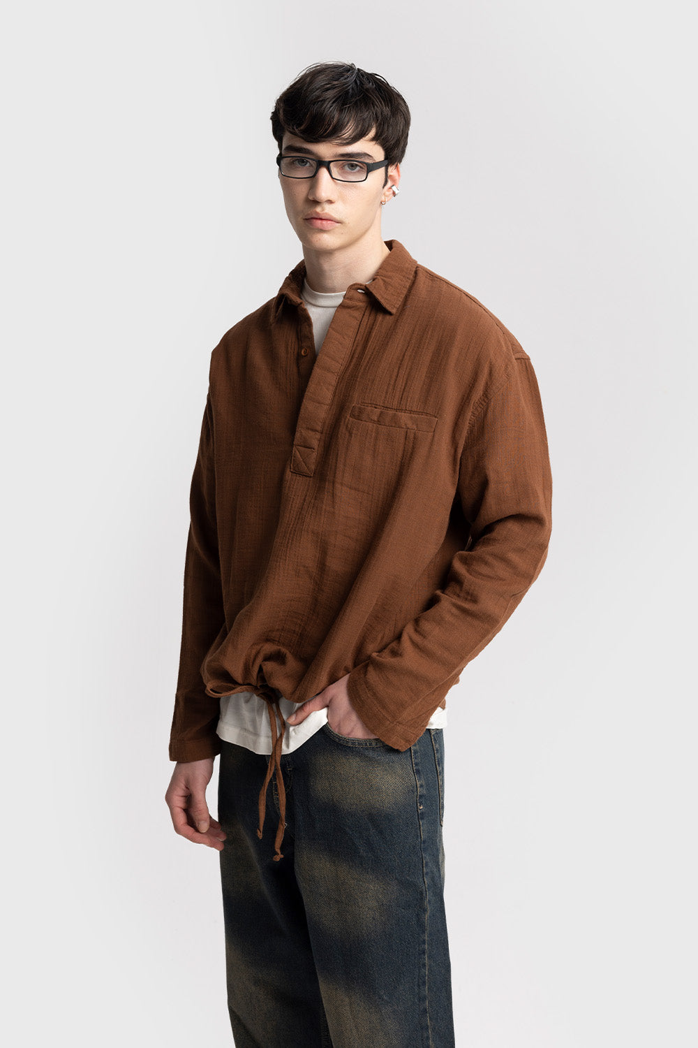 Giesto Chemise avec détails de lacets à l'apparence froissée - Marron