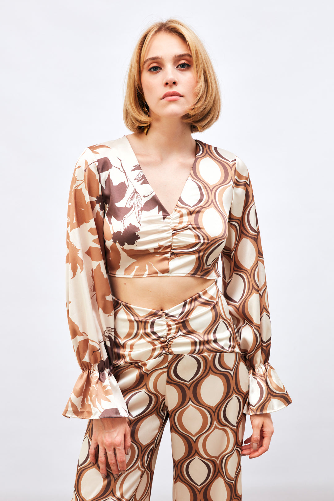 Sateen Blouse à Motifs avec Détails Froncés - camel