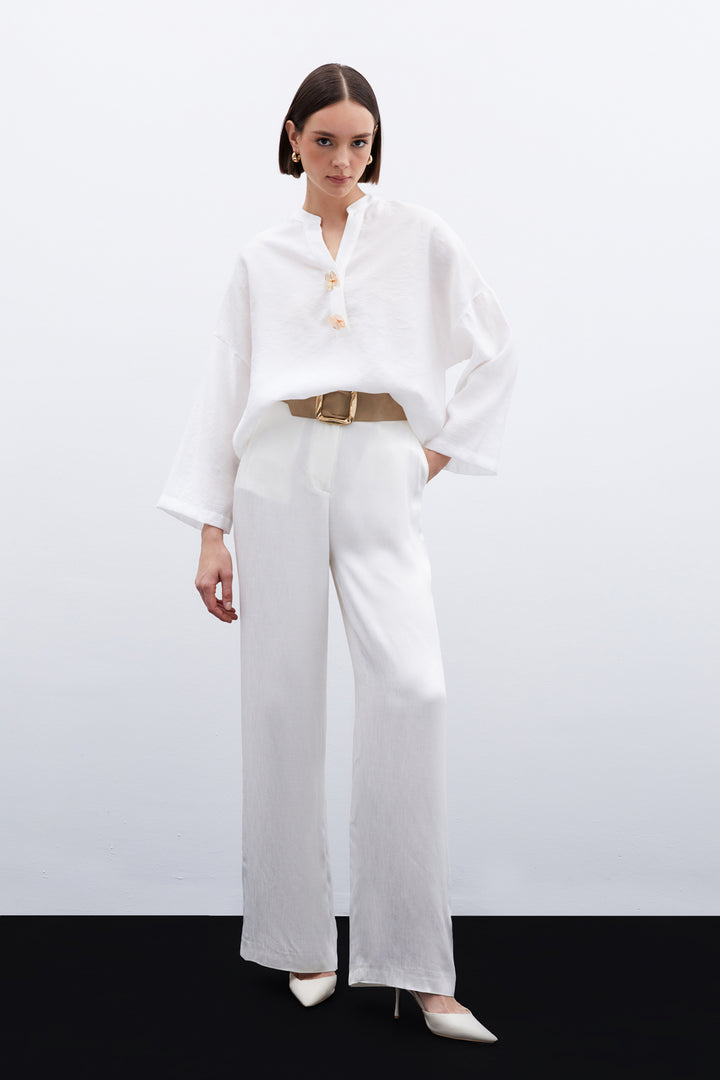 Sateen Blouse en Lin avec Accessoire de Fleurs - Écru