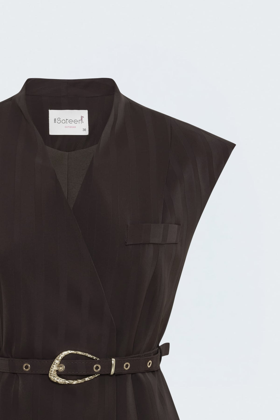 Sateen Gilet à détails de ceinture à rayures - Marron