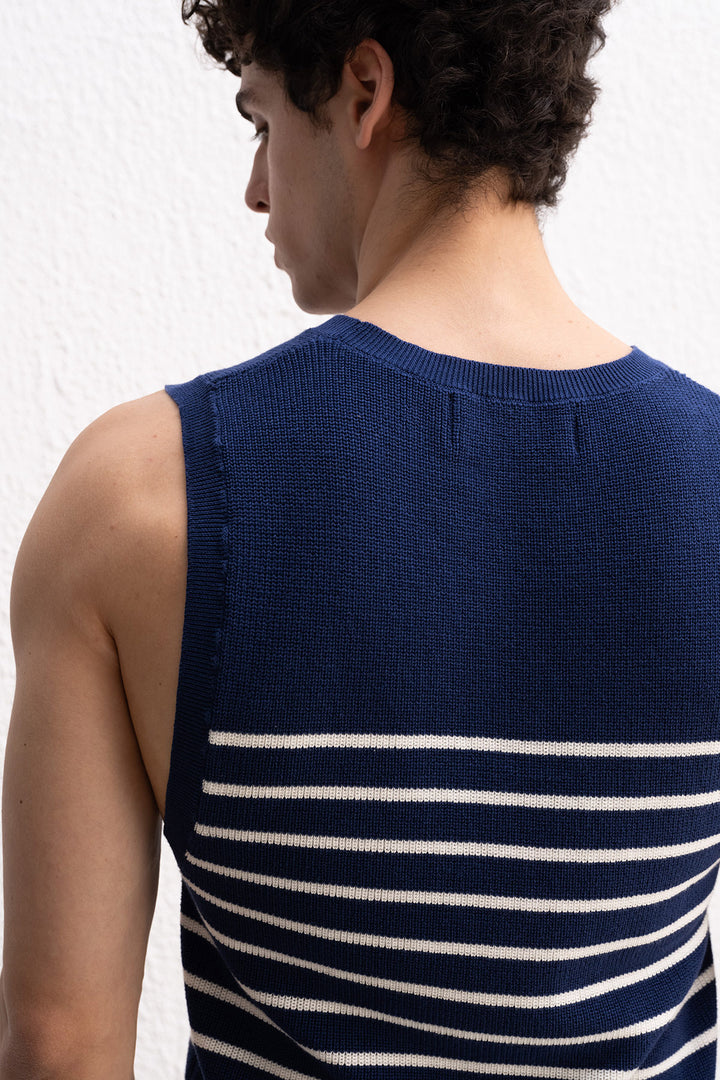 Giesto T-Shirt Bleu Marine Sans Manches en Tricot Rayé - Bleu marine