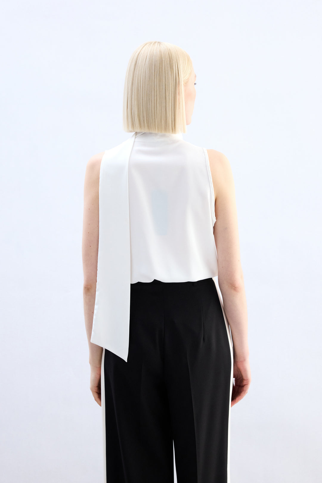 Sateen Blouse Bodysuit avec Détails en Dentelle - Écru