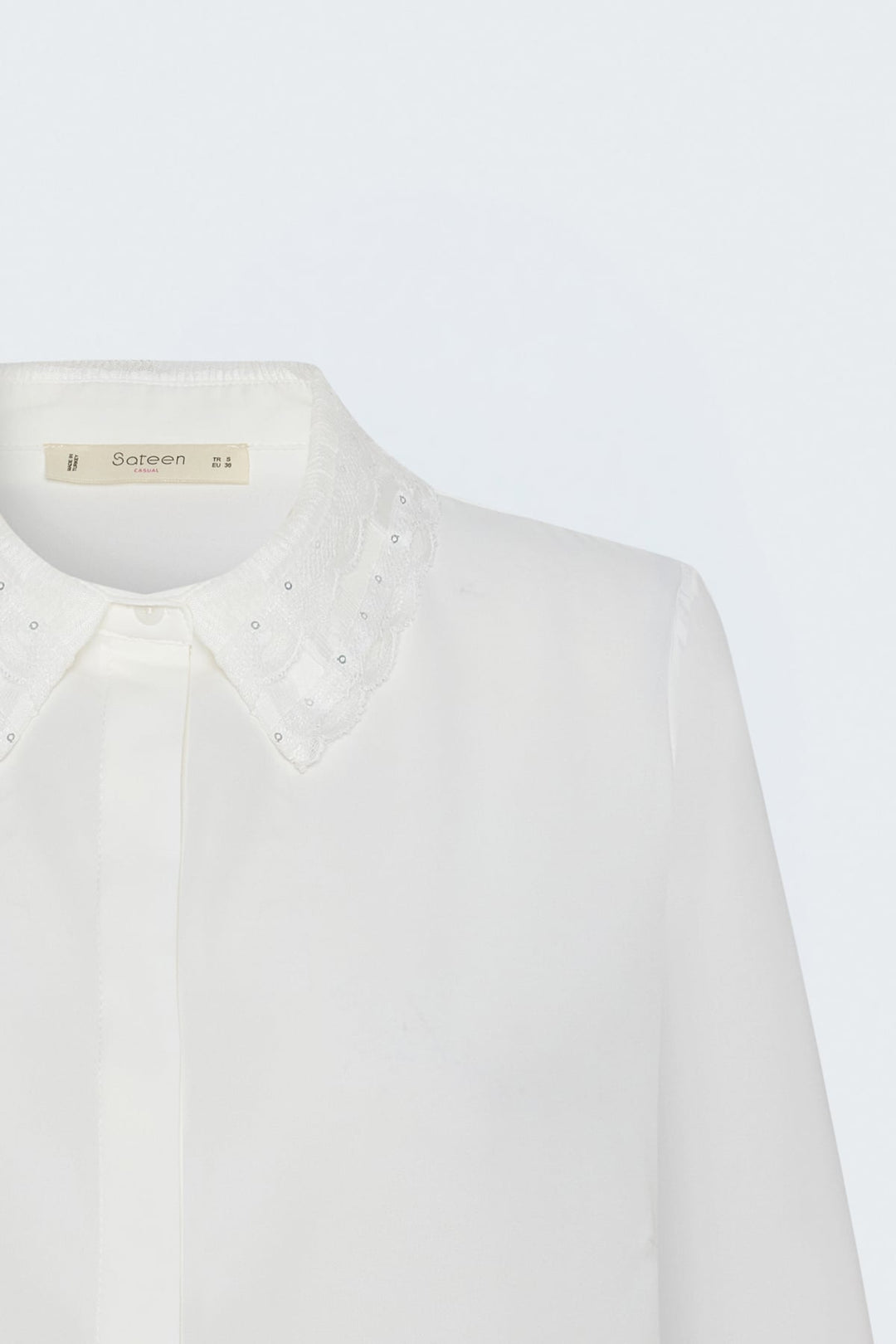 Sateen Chemise classique avec détail de dentelle - Écru