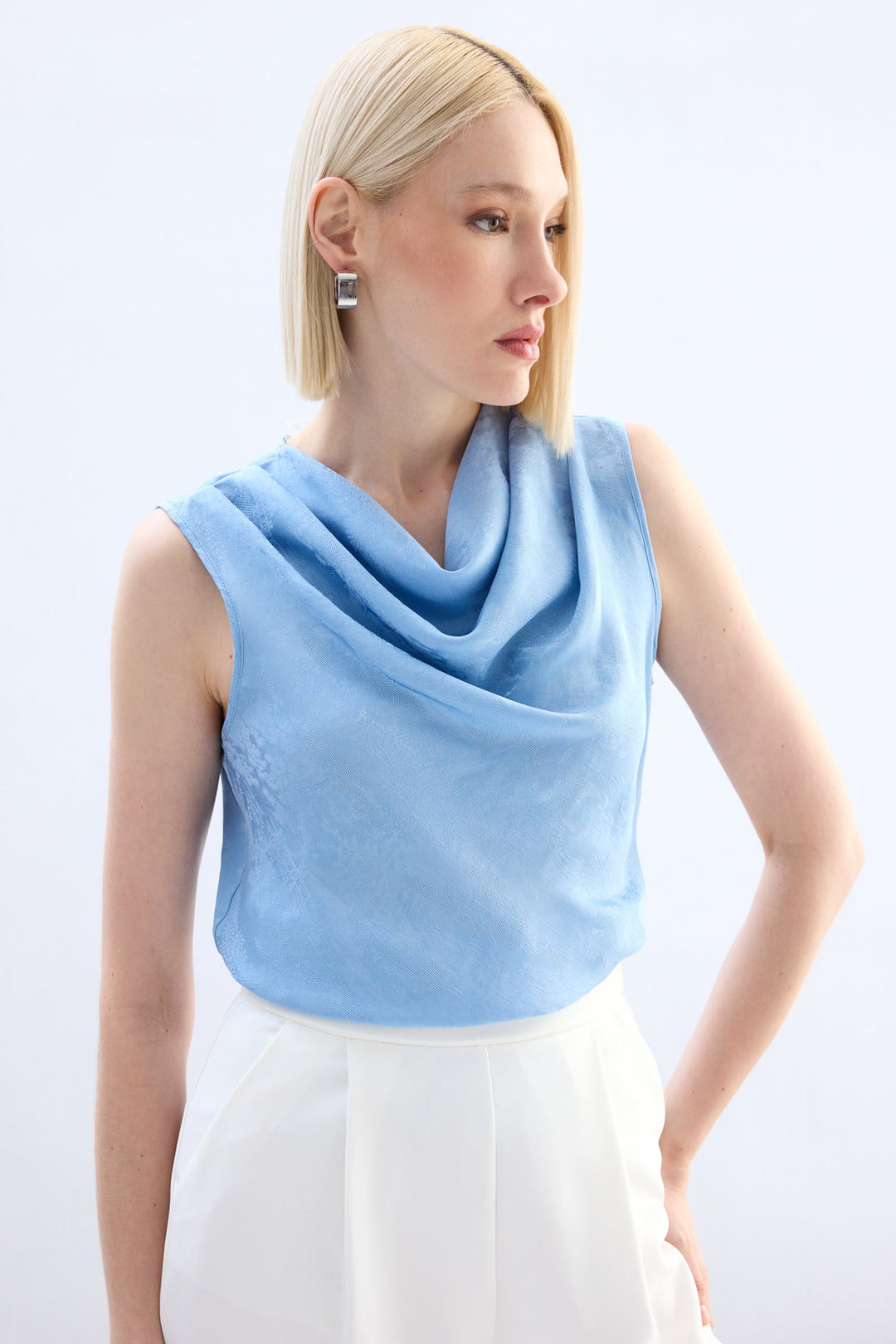 Sateen Blouse Col Dégagé - bebe Bleu