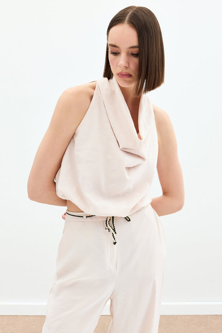Sateen Blouse à col dégagé - Beige