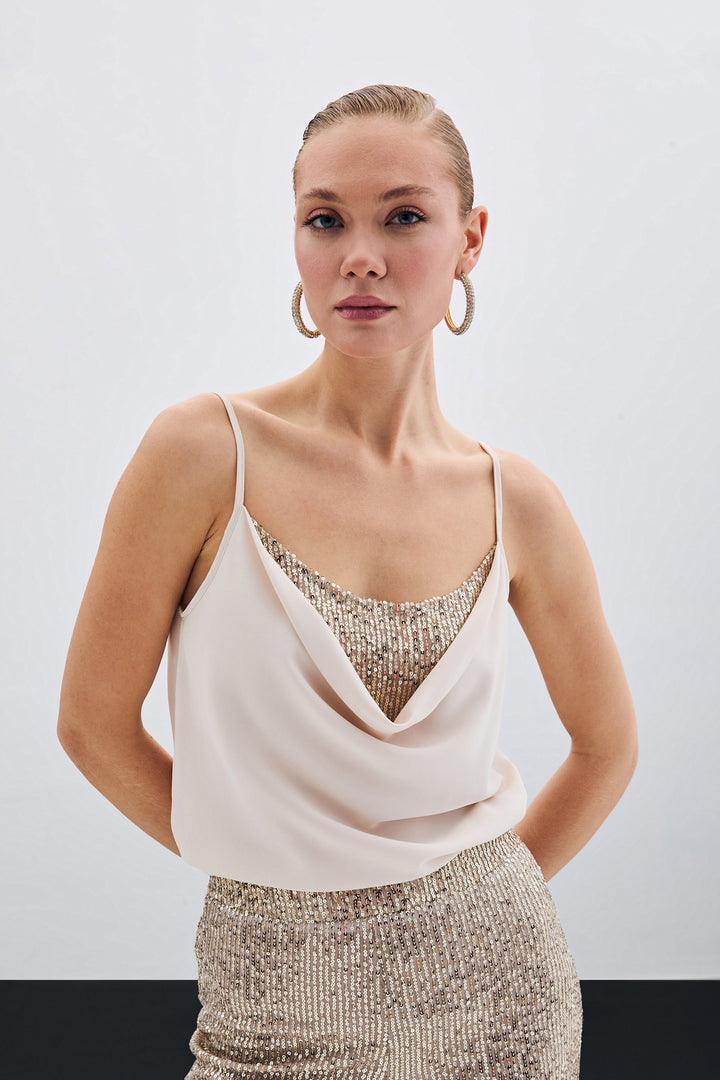 Sateen Blouse à Col Dégagé - Beige
