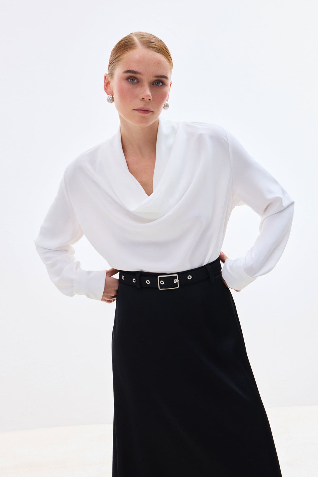 Sateen Blouse à col dégagé - Écru