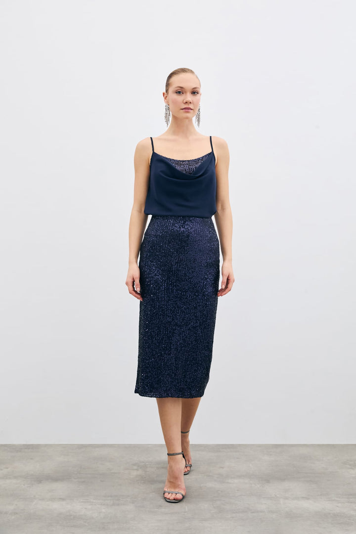 Sateen Blouse à Col Dégagé - Bleu marine