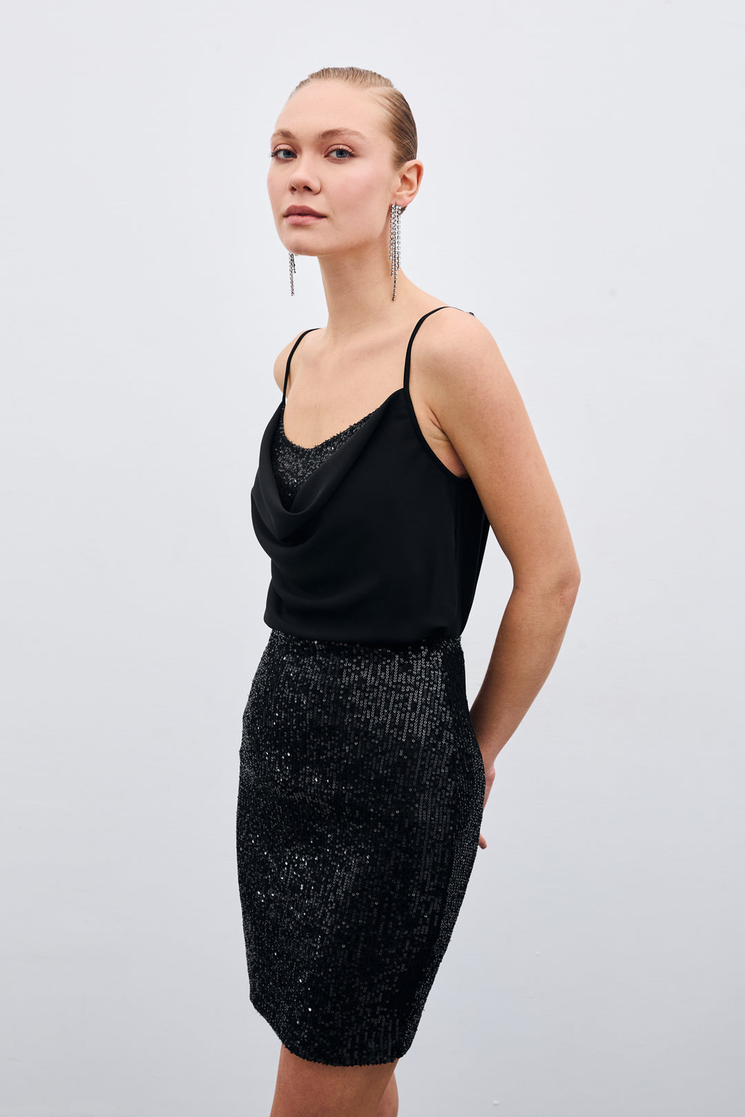 Sateen Blouse col dégagé - Noir