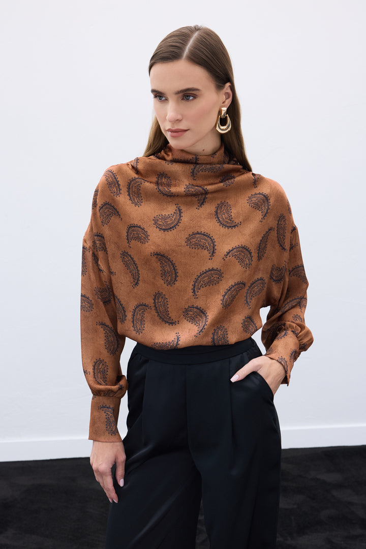 Sateen Blouse à col dégagé à motifs - Marron