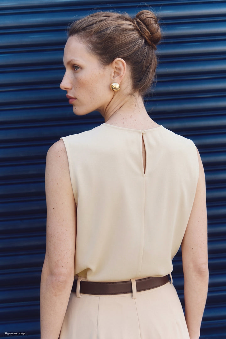 Sateen Blouse sans manches à col dégagé - Beige