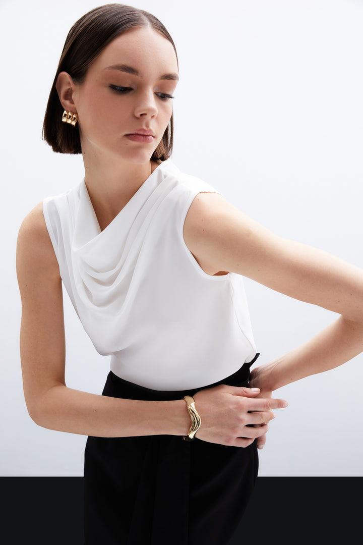 Sateen Blouse sans manches à col dégagé - Écru