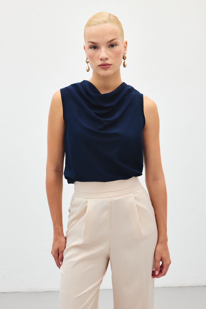 Sateen Blouse sans manches à col dégagé - Bleu marine