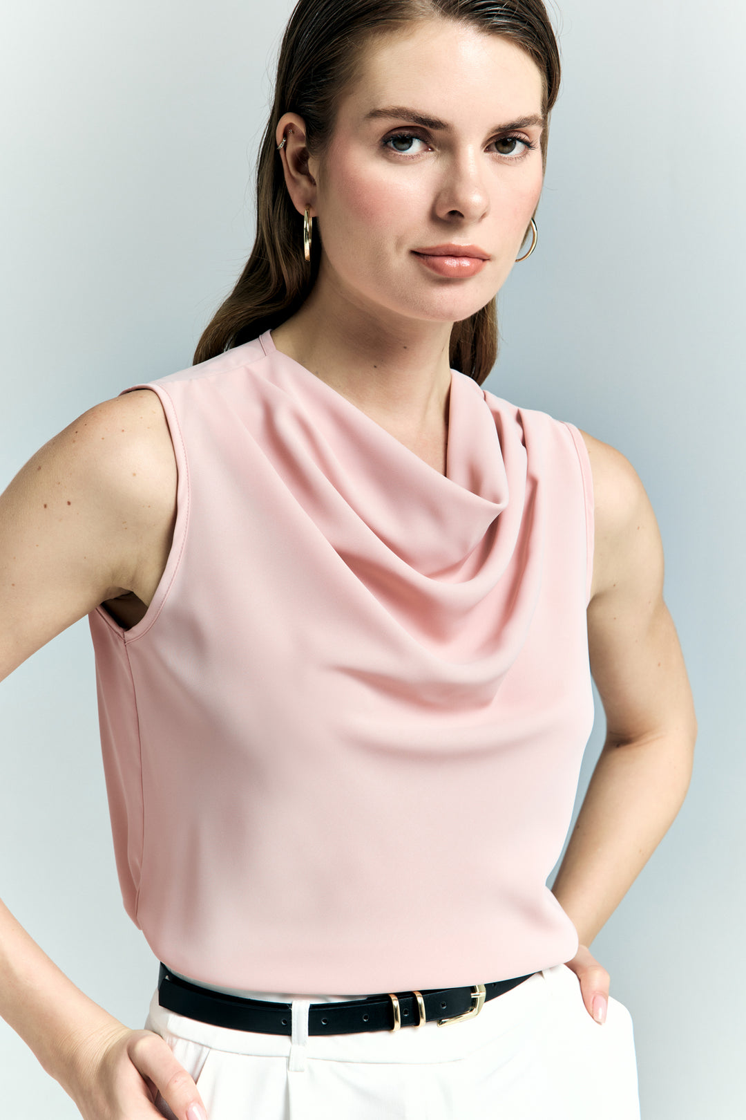 Sateen Blouse sans manches à col dégagé - Poudre