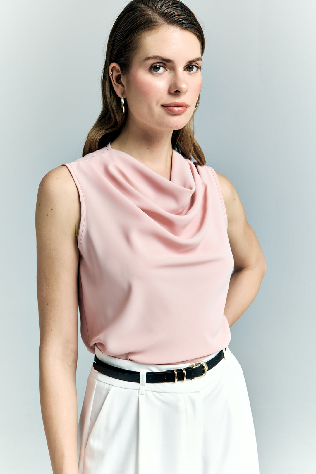 Sateen Blouse sans manches à col dégagé - Poudre