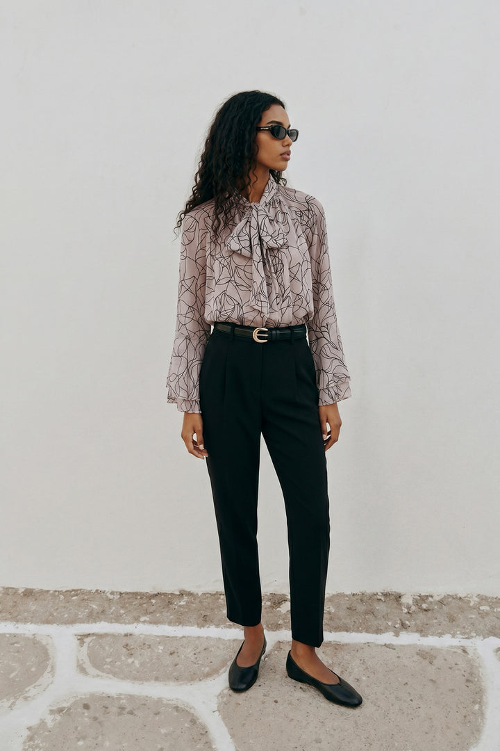 Sateen Blouse avec foulard imprimé - Noir