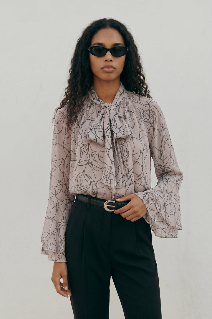 Sateen Blouse avec foulard imprimé - Noir