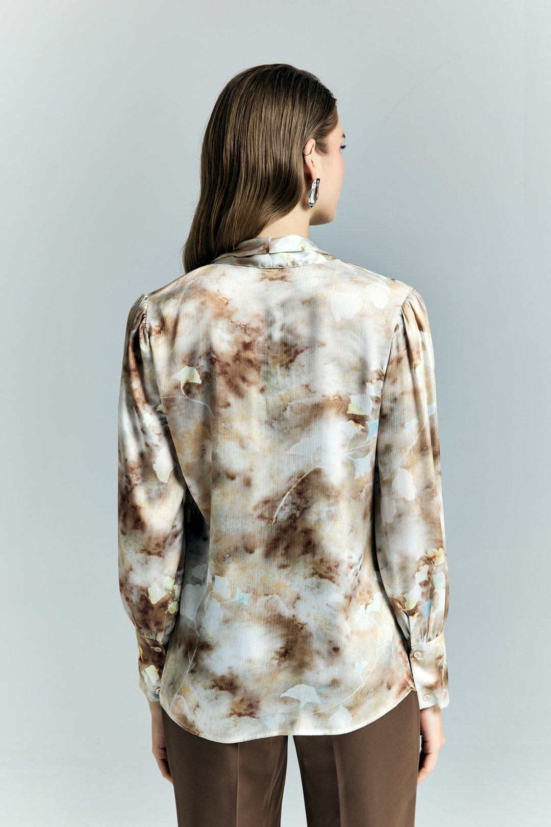 Sateen Chemise à Foulard à Motifs - Marron