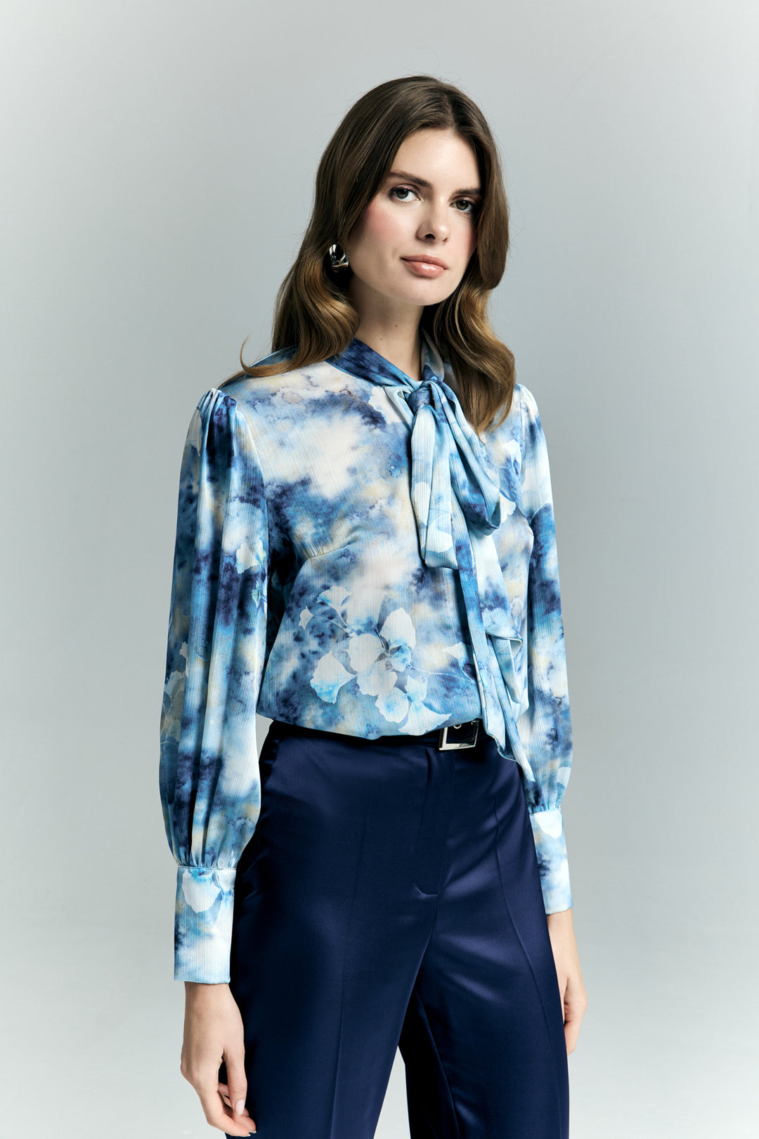 Sateen Chemise à Foulard à Motifs - Bleu