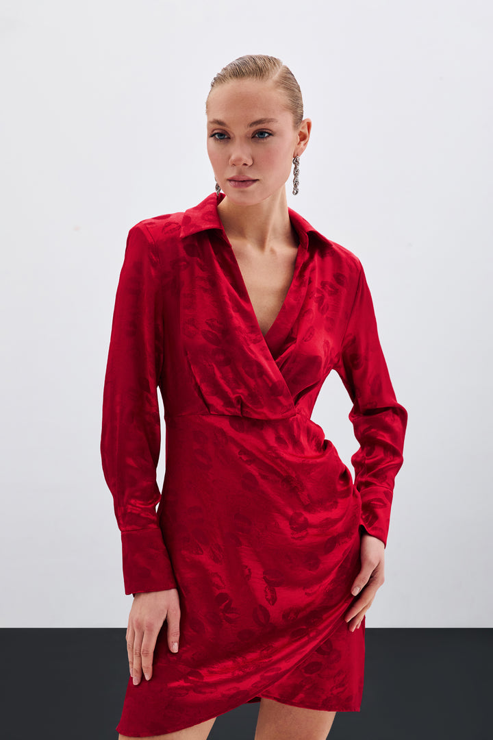 Sateen Robe croisée à motifs - Rouge