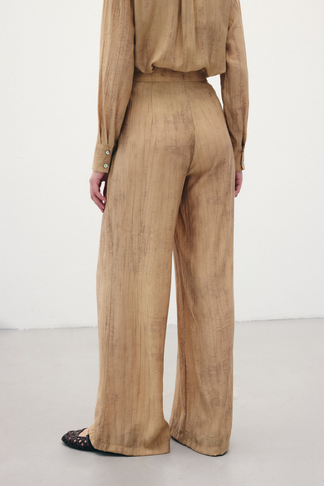 Sateen Pantalon ample à motifs - camel