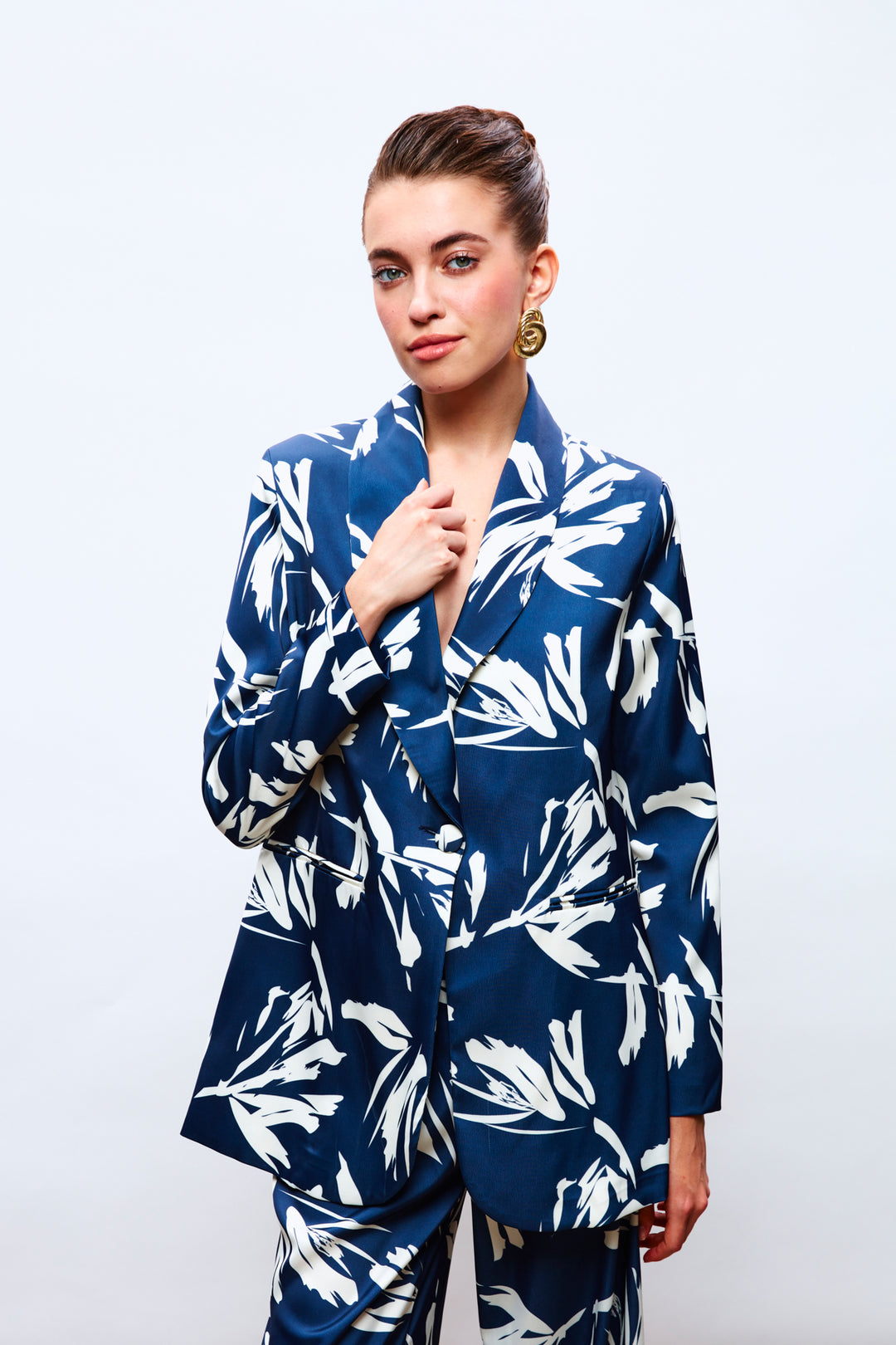 Sateen Veste en satin ample à motifs - Bleu marine