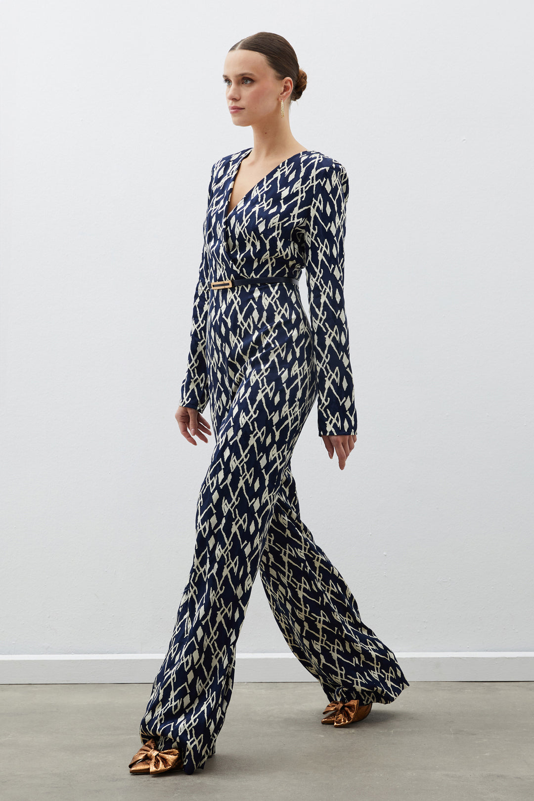 Sateen Combinaison Imprimée en Satin - Bleu marine