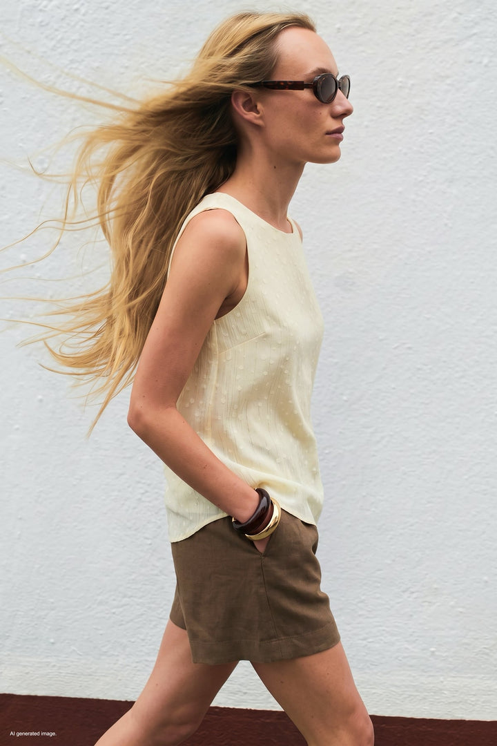 Sateen Blouse sans manches texturée - Jaune
